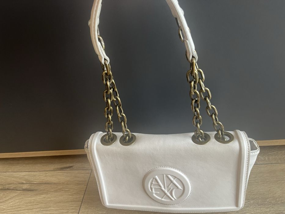 Малка дамска чанта Armani Exchange