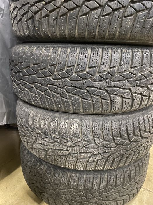 Продавам зимни гуми с джанти за Шкода Фабия