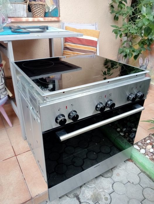 Miele si Siemens cuptor electric cu plita ceramica Clasa AAA.Inox