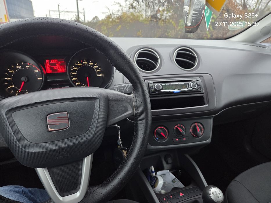 Vând Seat Ibiza-