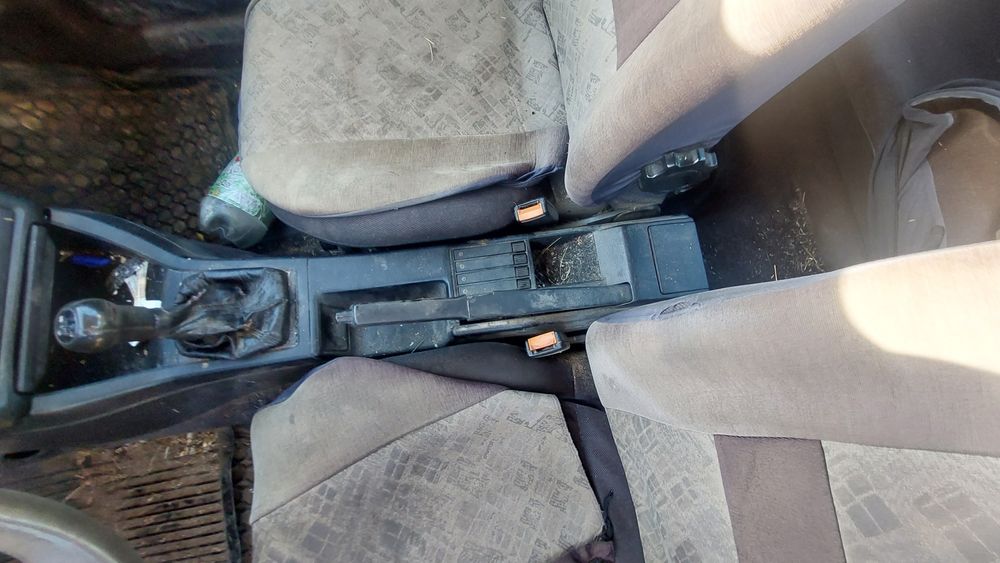 Audi 80 b3 1.8 карбуратор На Части