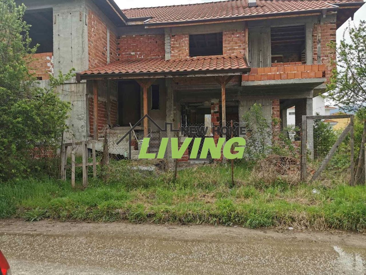 Продава се Къща в Пловдив, Коматево - 296 кв.м за 672 €/кв.м - Снимка #3