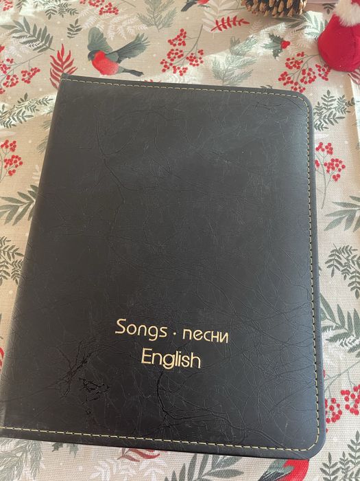 Папка с файлами для нот с очень плотной обложкой