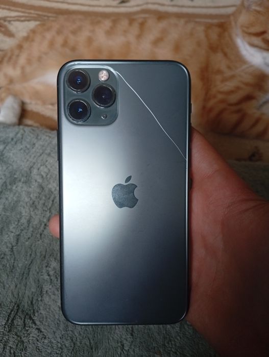 Iphone 11 pro feys true ton bor