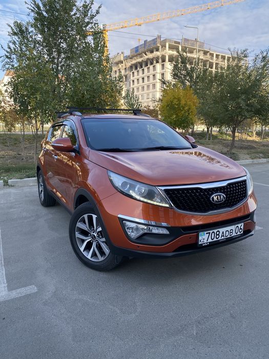 Продается Kia Sportage 2014 года .