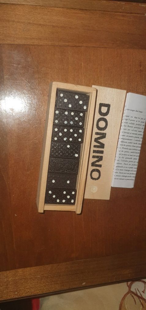 Domino joc interactiv