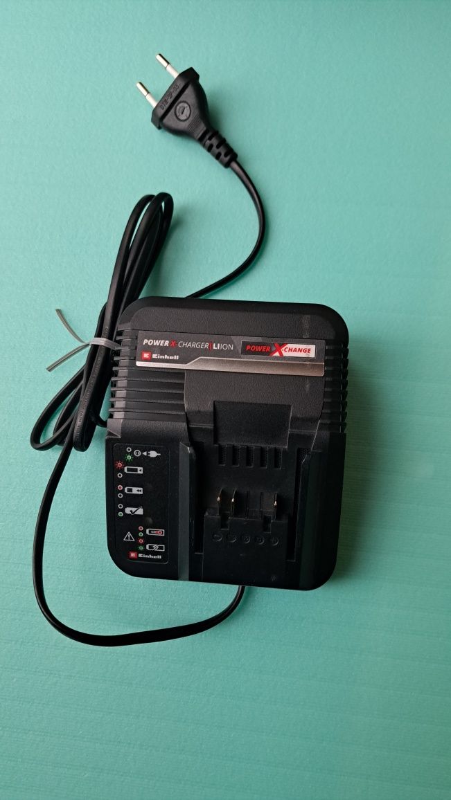 Зарядно устройство за батерии EINHELL Power X charger