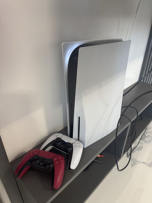 PlayStation 5 2 controllere +FC26 IMPECABIL ! Disk edition 1 TB SSD