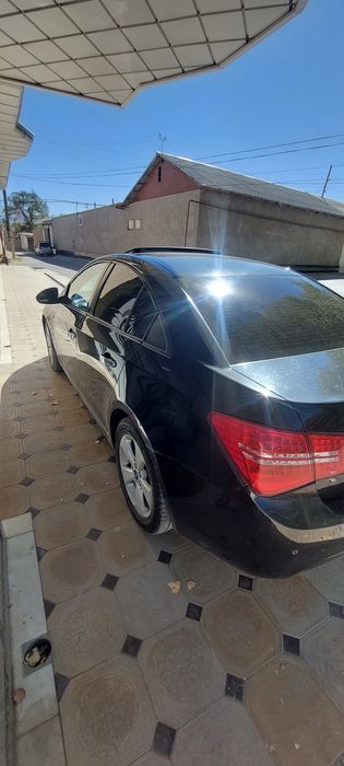 Шевролет ласетти сотилади