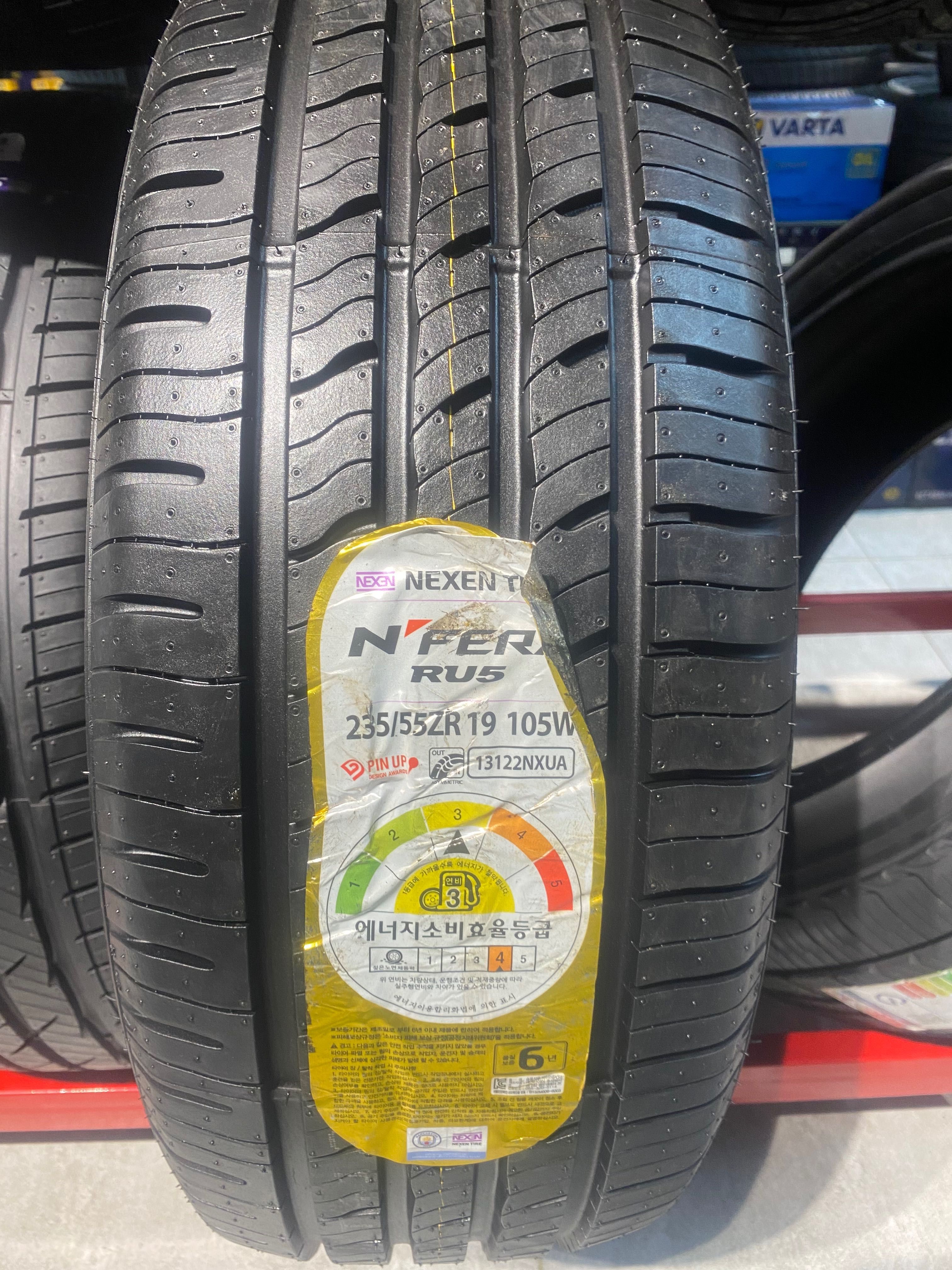 Nexen NFera RU5 235/55R19