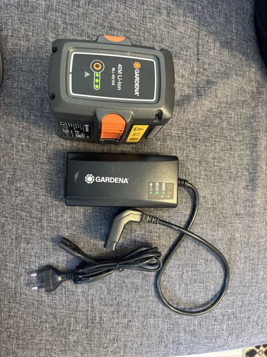 Acumulator si incarcator gardena