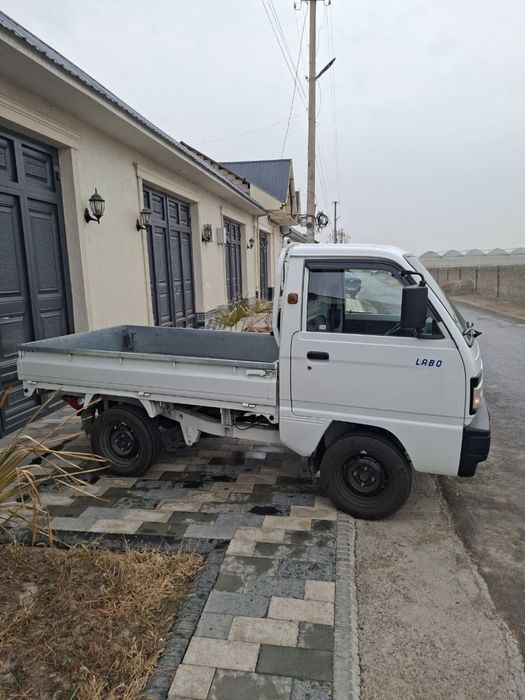 Chevrolet Labo mexanik boshqaruv holati yaxshi