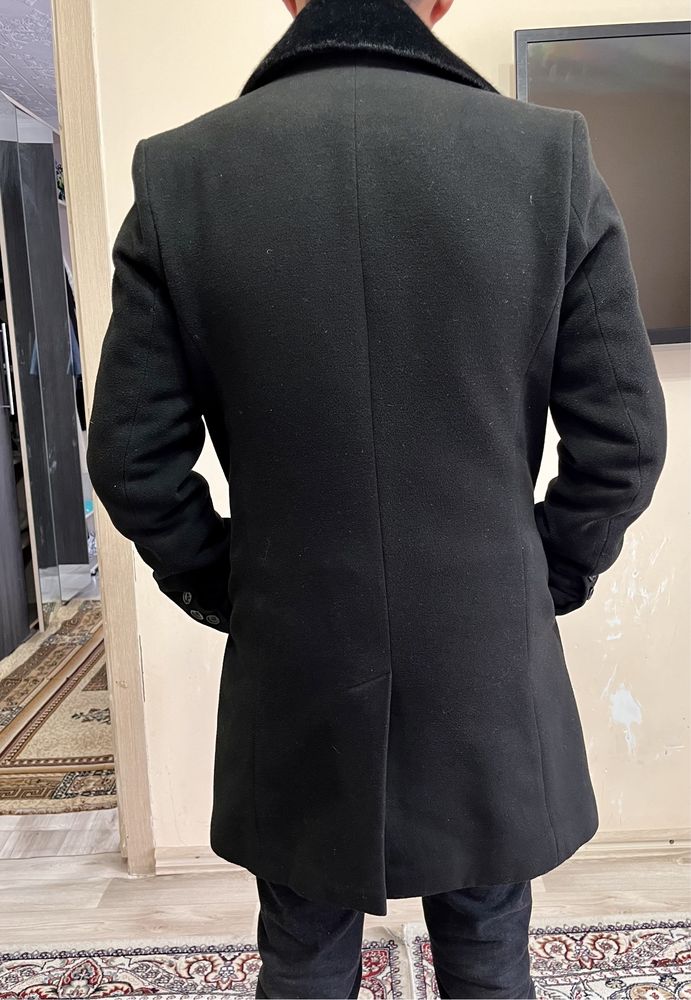 Продам мужской пальто