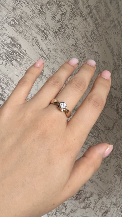 Срочно! Золотое кольцо 585*