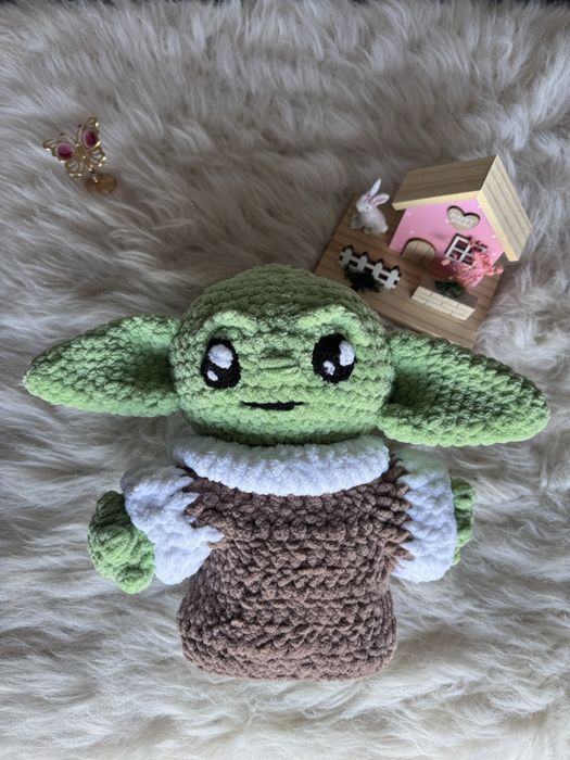 Baby yoda crosetat