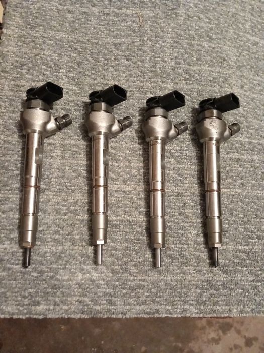 Vând injectoare Passat b8 an 2021