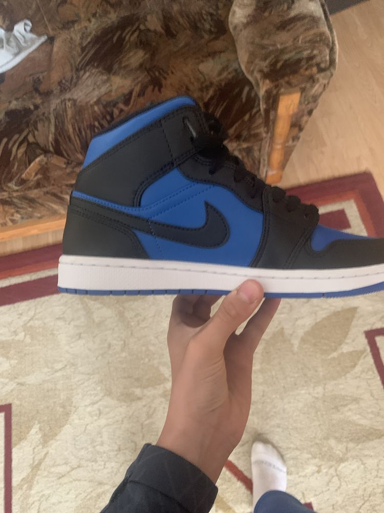 Jordan 1 noi marimea 40