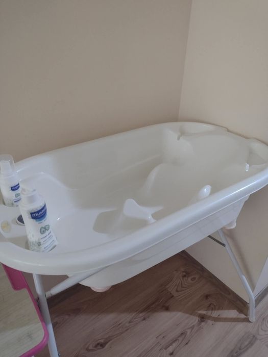 Бебешка вана за къпане