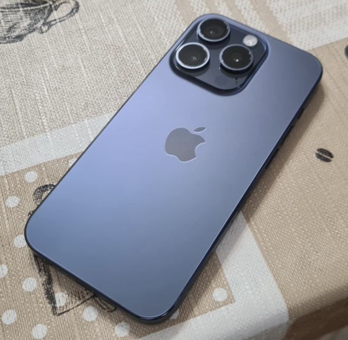 iPhone 15 Pro bLue  Titanium