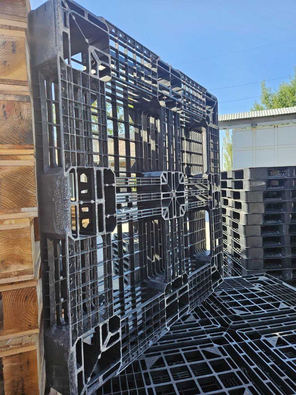 Plasmassa paddon 110×110.               
 65 000 som