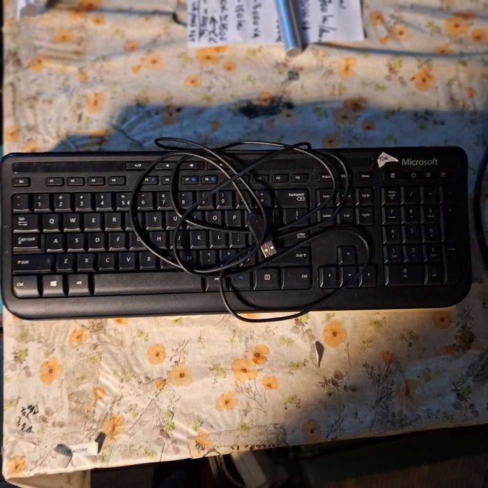 Tastaturi USB Microsoft şi Dell, cu fir