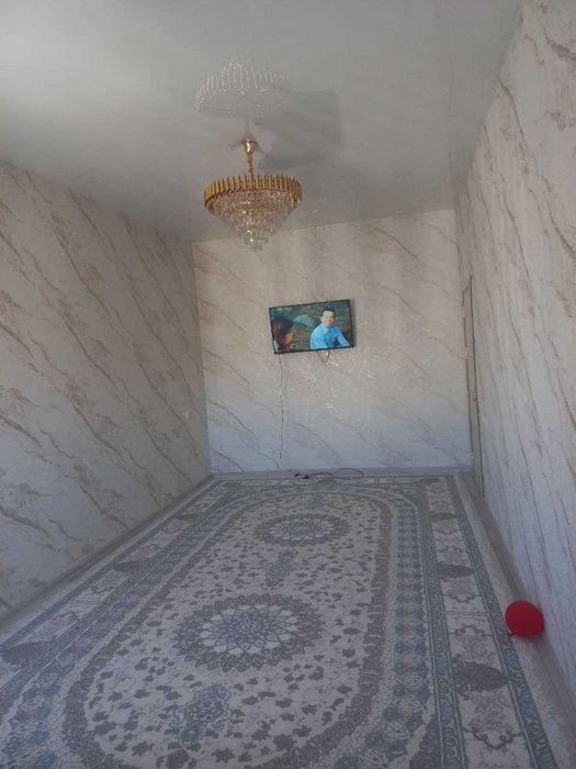 Срочно 1 хонали квартира сотилади эски ЦУМ