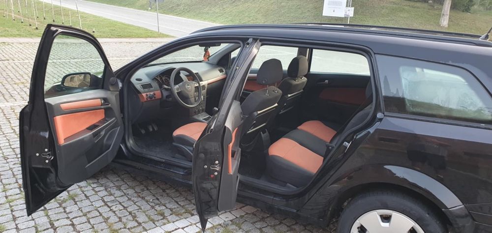 Opel Astra H  Break Panoramic Acte la zi!! Se oferă fiscal pe loc
