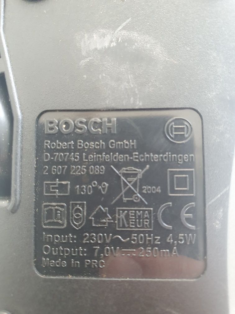 Incarcator surubelnita Bosch.