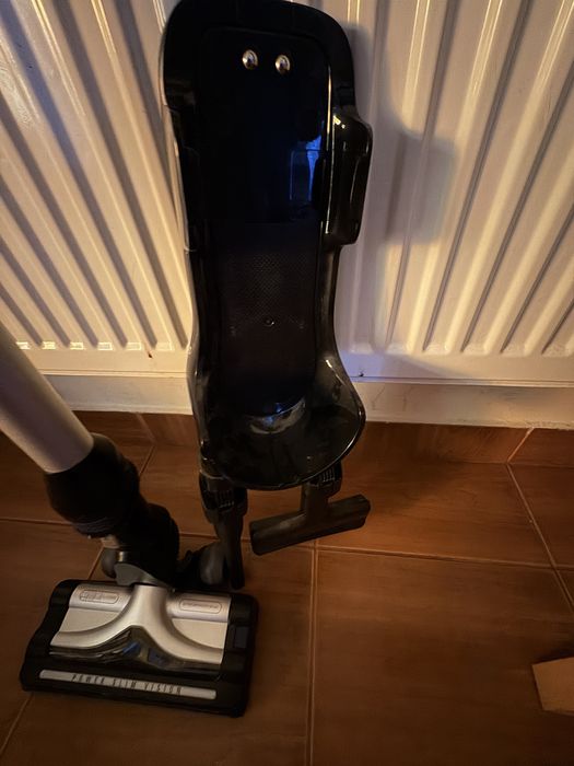 Aspirator vertical Rowenta Air Force 360