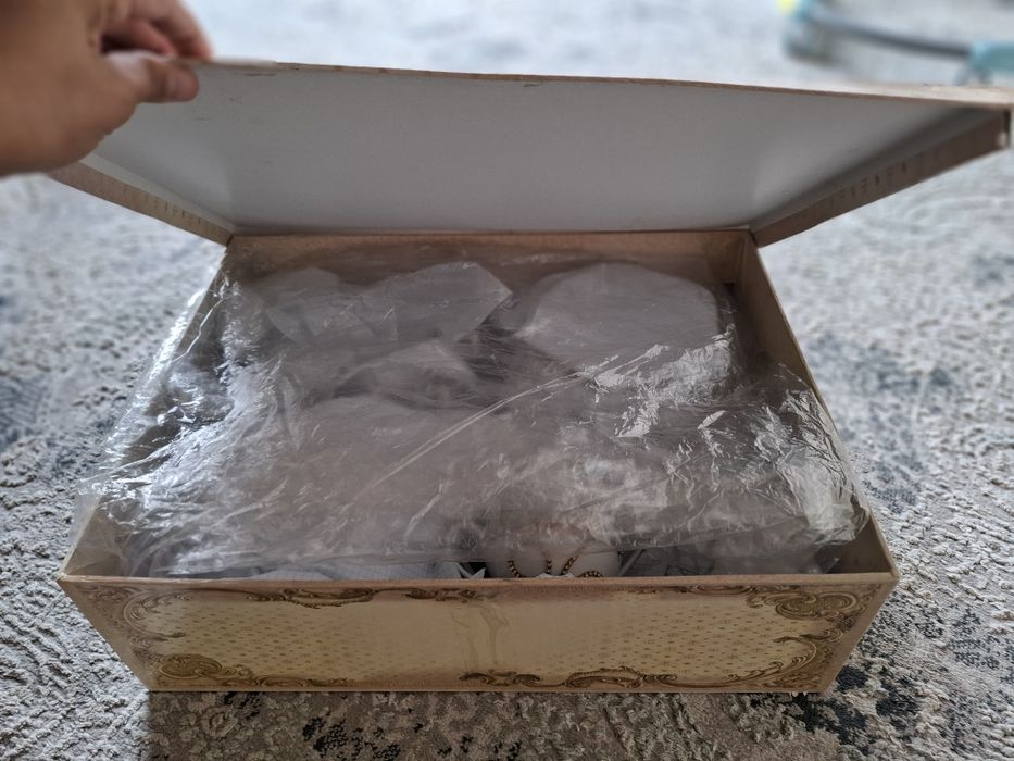 Chinni yangi tutilmagan  va devan