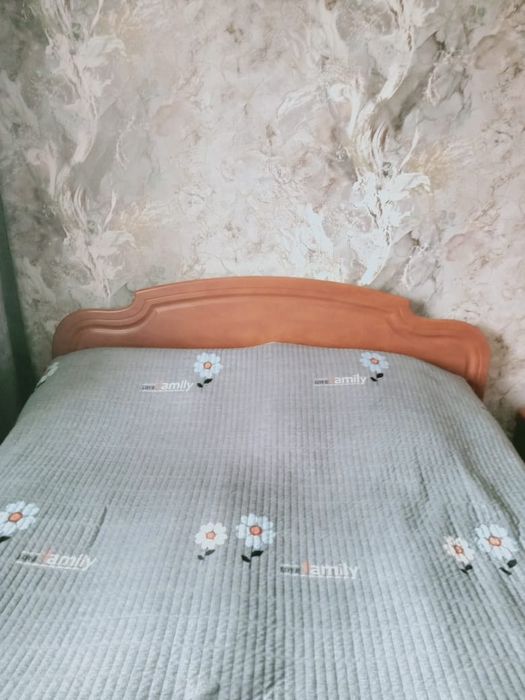 Продам кровать с матрасом за 50тыс тг