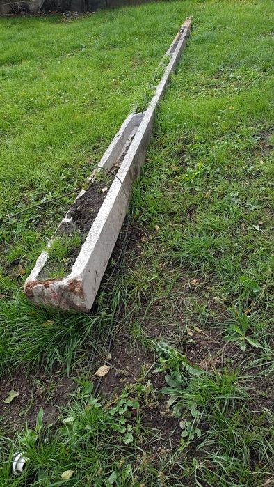Stâlp electric din beton