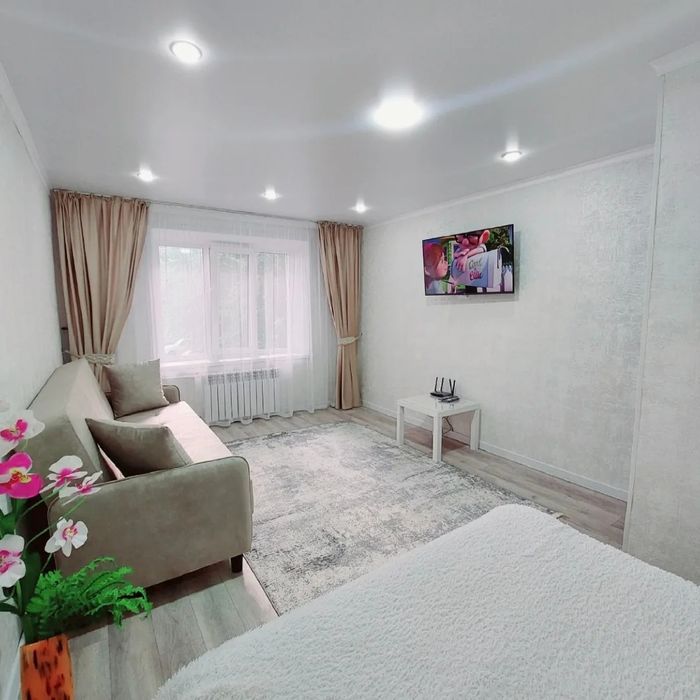 1 ком. Свежий ремонт. Катаева 12