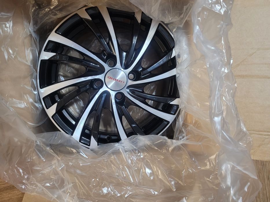 Продам новые диски