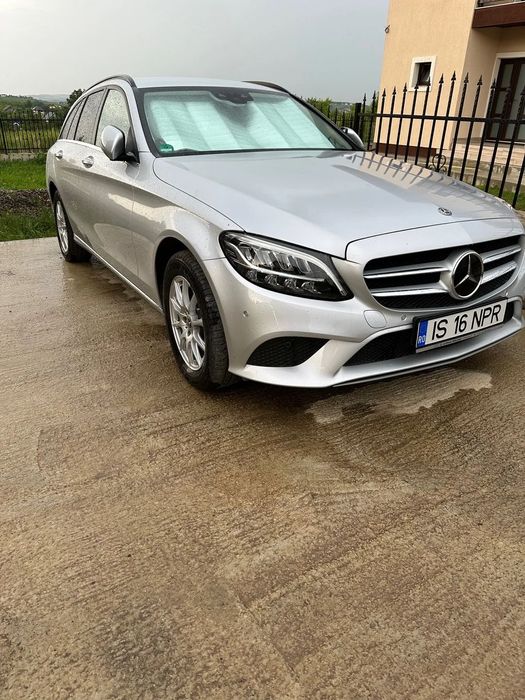Mercedes-Benz C Autoturism este superb fara accidente 53.000km reali TVA deductibil
