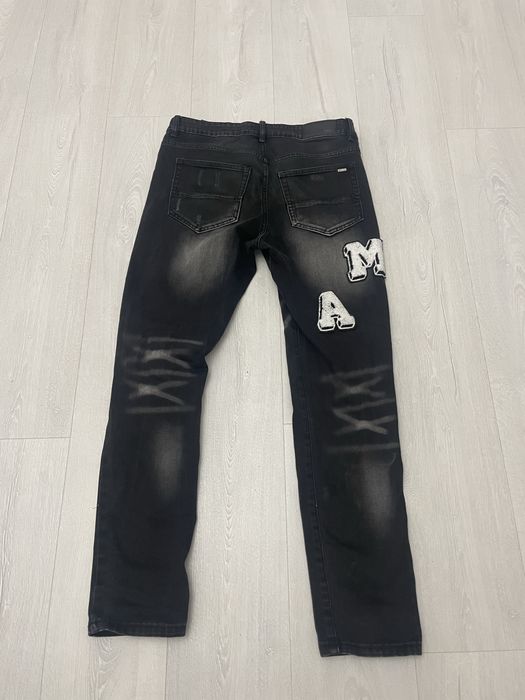 Blugi Amiri noi nouti fara defecte