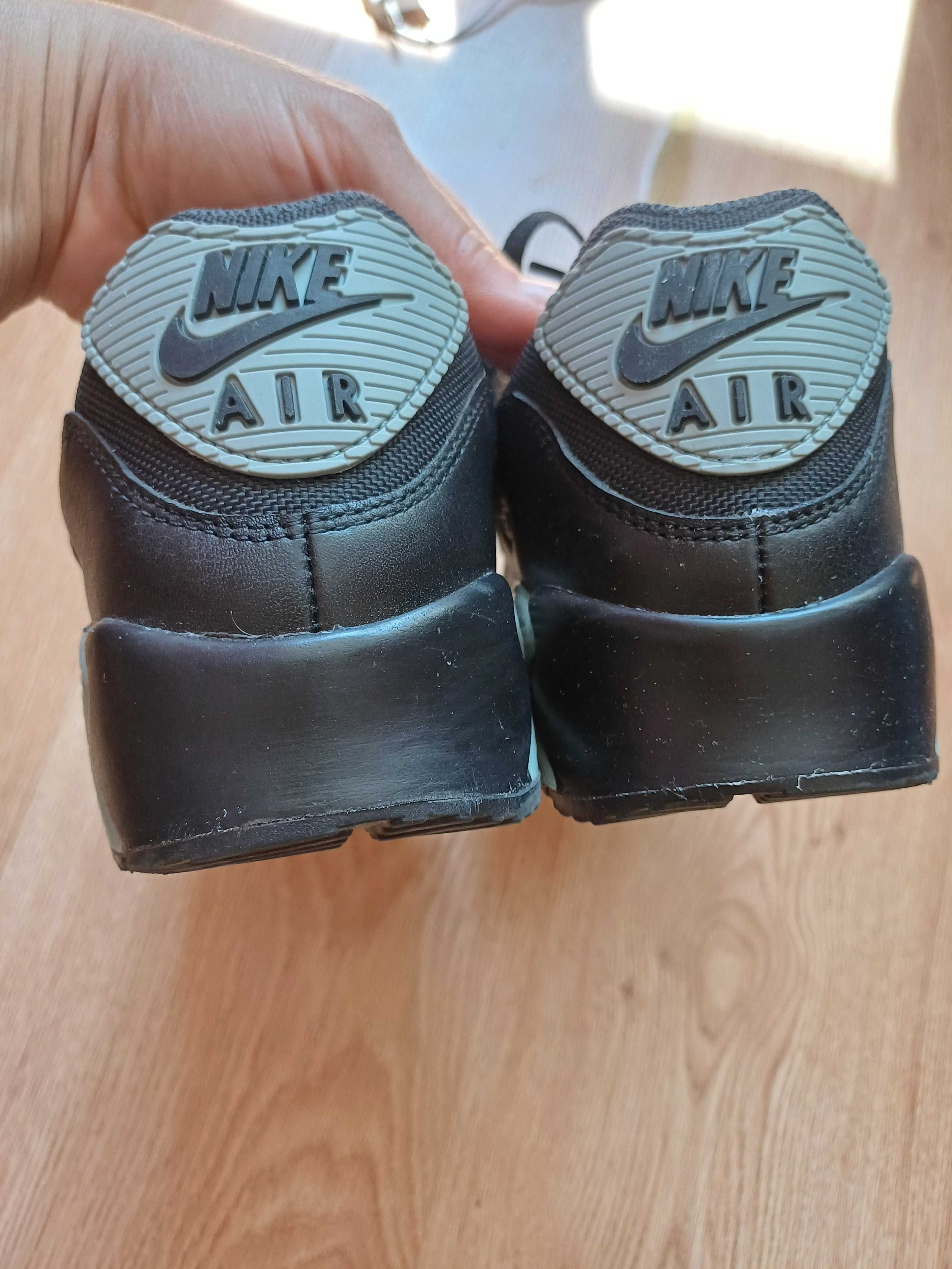 Nike Air Max Gore-tex