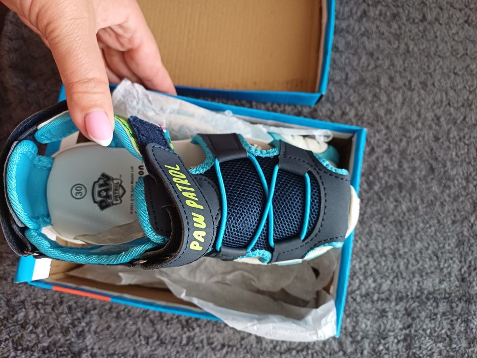 Сандали и обувки за момче