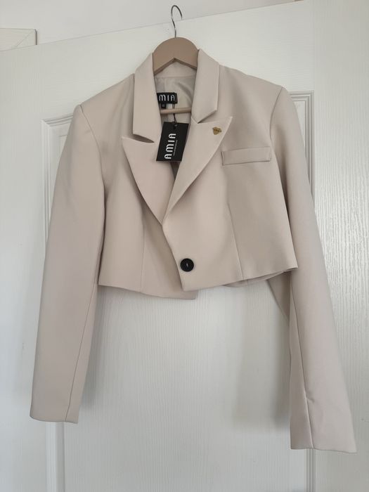 Сако Амиа ХС ново