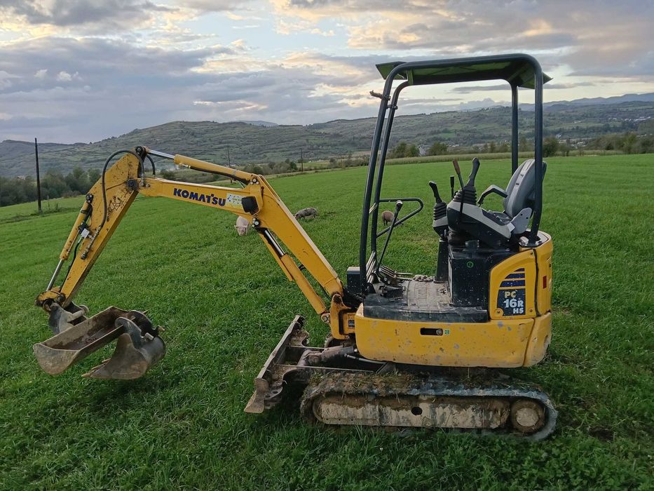 KOMATSU PC 16 1650 kg