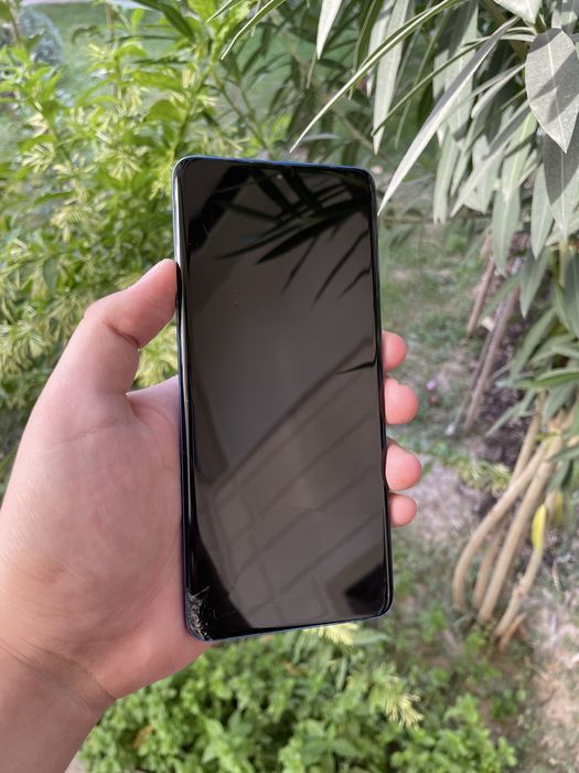 Samsung s20 plus ekran ideal ishlidi boshqa aybi yoq