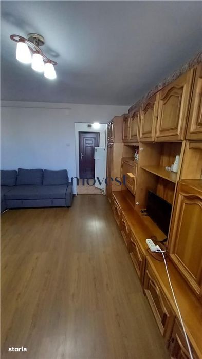 De inchiriat: Garsoniera in zona Burdea