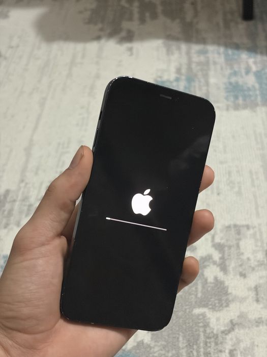 Продам iPhone 12, 64 гб