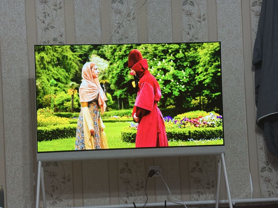 Телевизор LG Oled