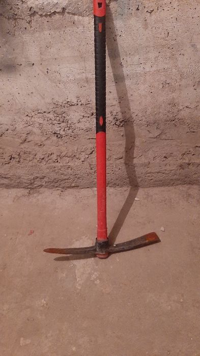 Кирка. Инструмент