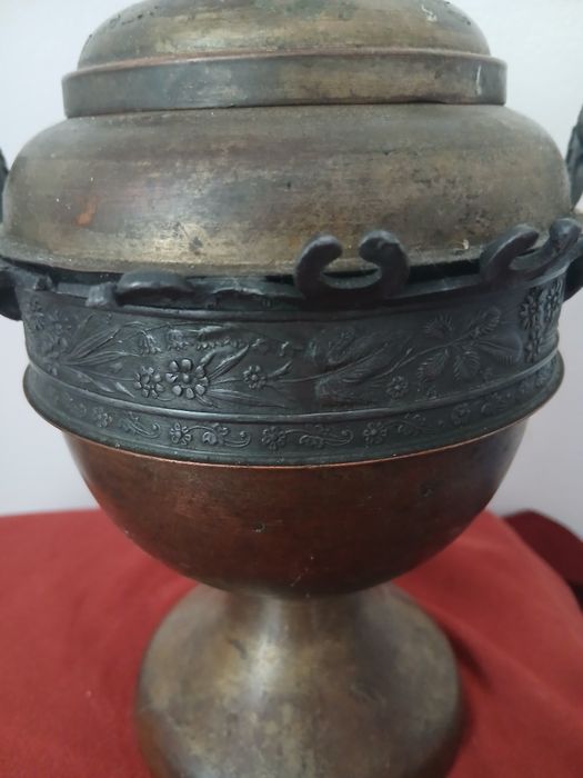 Zaharniță din perioada 1880-1930