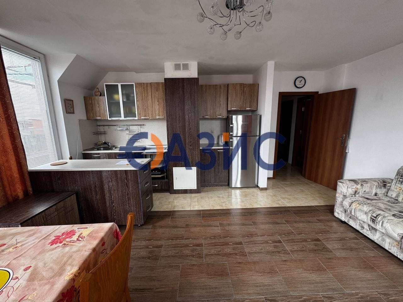 Продава се Тристаен апартамент в Несебър - 88 кв.м за 948 €/кв.м - Снимка #3