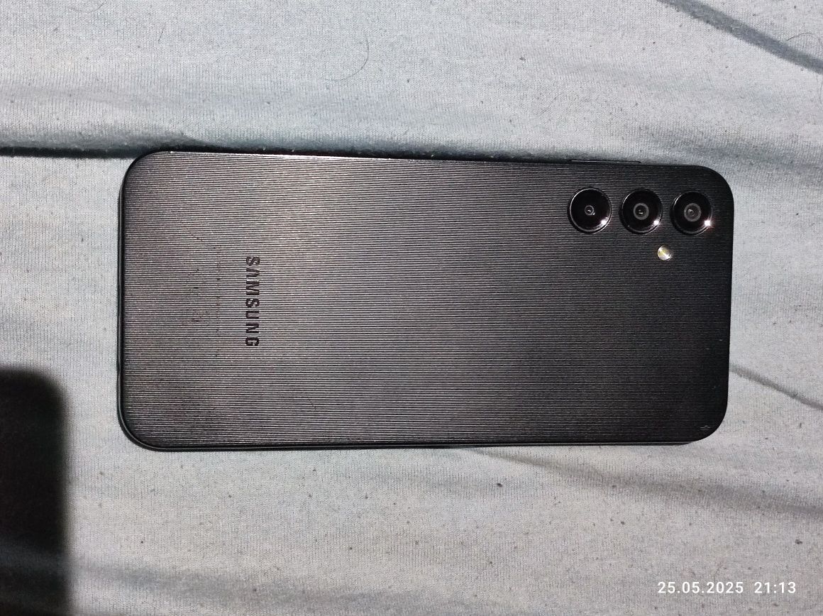 Продавам samsung galaxy a14 5G