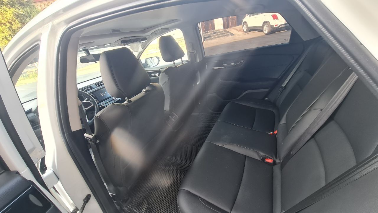 HONDA CRIDER белый, с люком