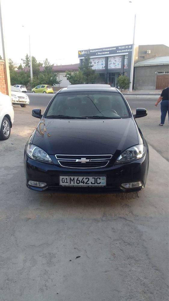 jentra 2023 yil 13700$